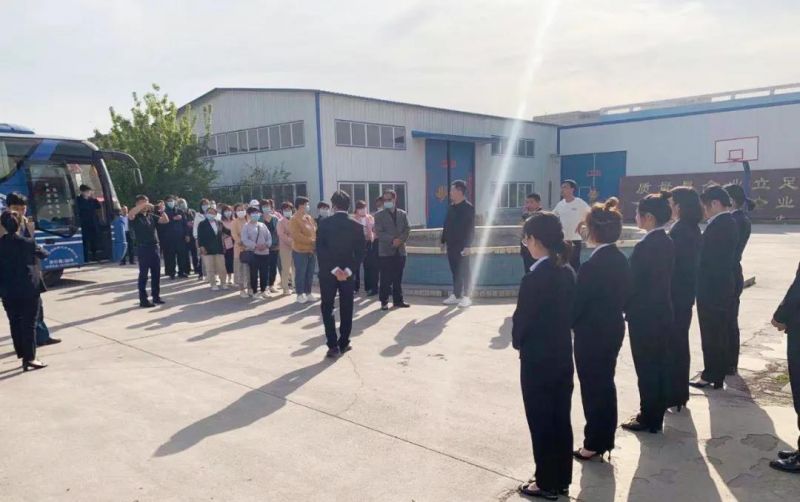 推動養(yǎng)殖行業(yè)綠色健康發(fā)展丨河北省各級領(lǐng)導(dǎo)、養(yǎng)殖單位和逸凡蔚嵐生物科技蒞臨我司調(diào)研