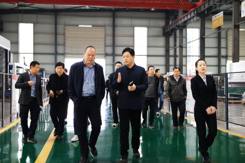 卓一簡(jiǎn)訊|熱烈歡迎河南省農(nóng)業(yè)農(nóng)村廳領(lǐng)導(dǎo)團(tuán)蒞臨卓一牧業(yè)參觀考察！