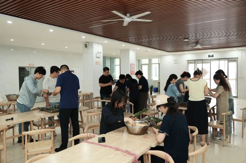 粽情端午，共筑企心 | 卓一牧業(yè)祝大家端午安康！